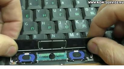 Залипла клавиша на клавиатуре MacBooк, как исправить в домашних условиях?