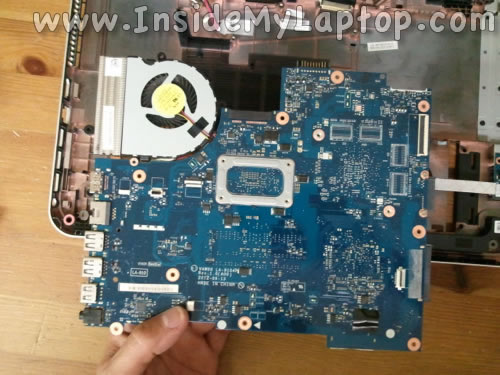 Dell-Inspiron-R15-5521-disassembly-32