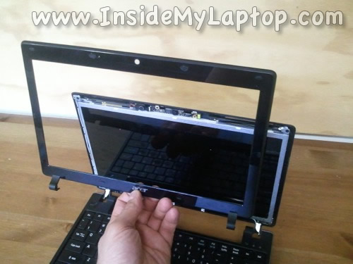 Acer-Aspire-1830T-screen-replacement-06